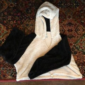 Urban Outfitters fuzzy cropped hoodie
